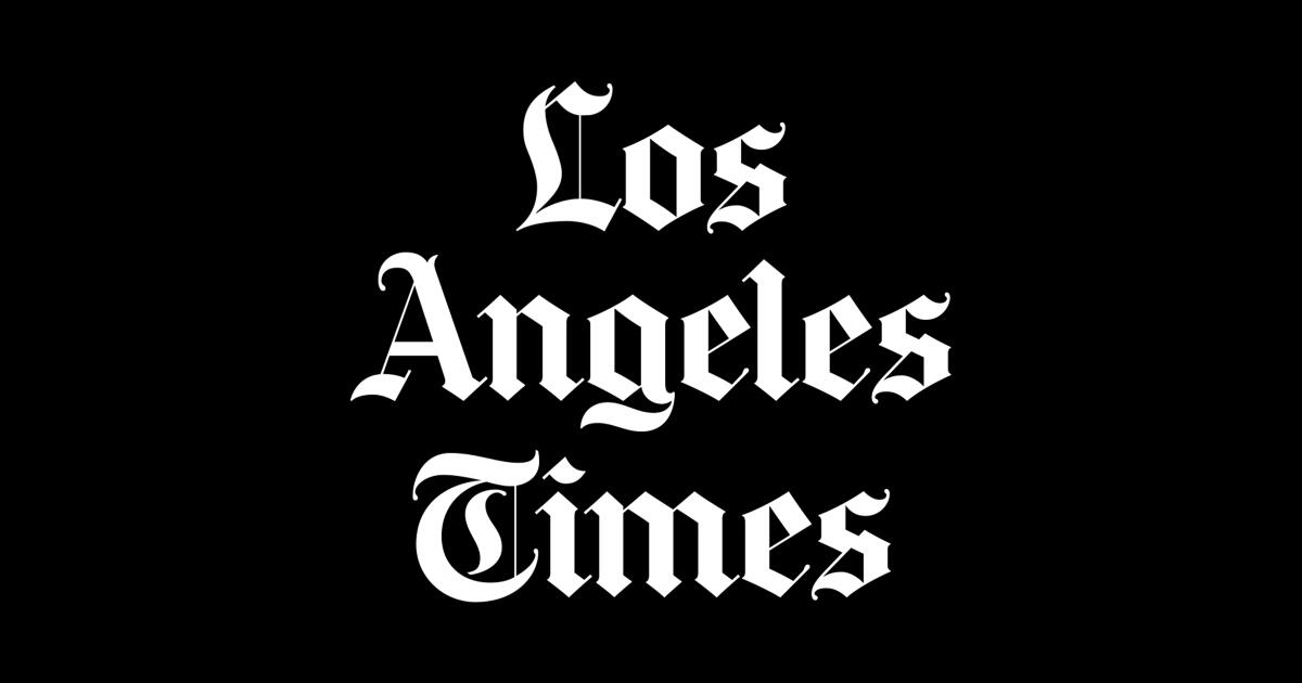 Capa: Greve no distrito escolar de Los Angeles é cancelada: escolas reabrem nesta terça com acordos provisórios
