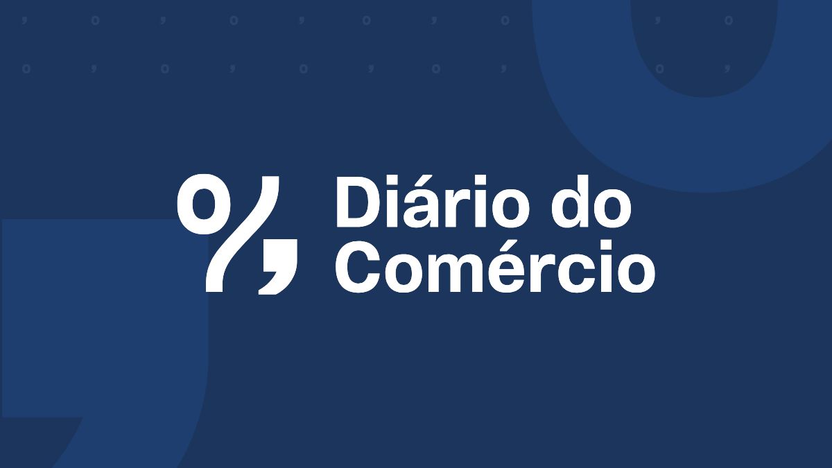 Capa: Esfera azul gigante na Amazônia viraliza na internet, mas é clickbait sem comprovação