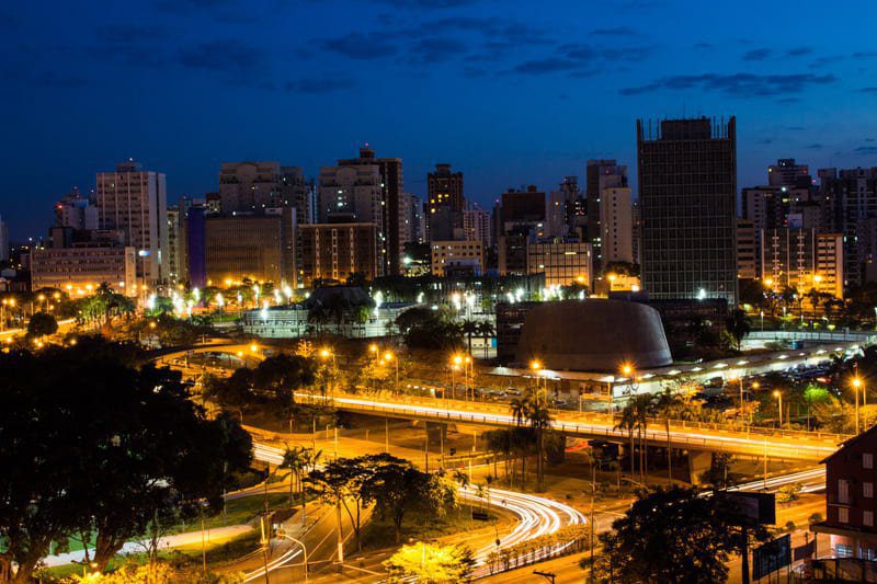 Capa: Mega-Sena 3039 pode pagar R$ 100 milhões neste domingo